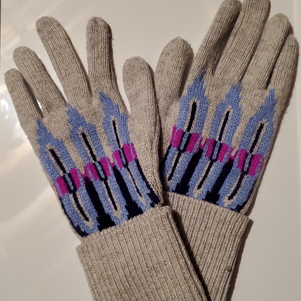 NWOT Vineyard Vines Cashmere blend gloves